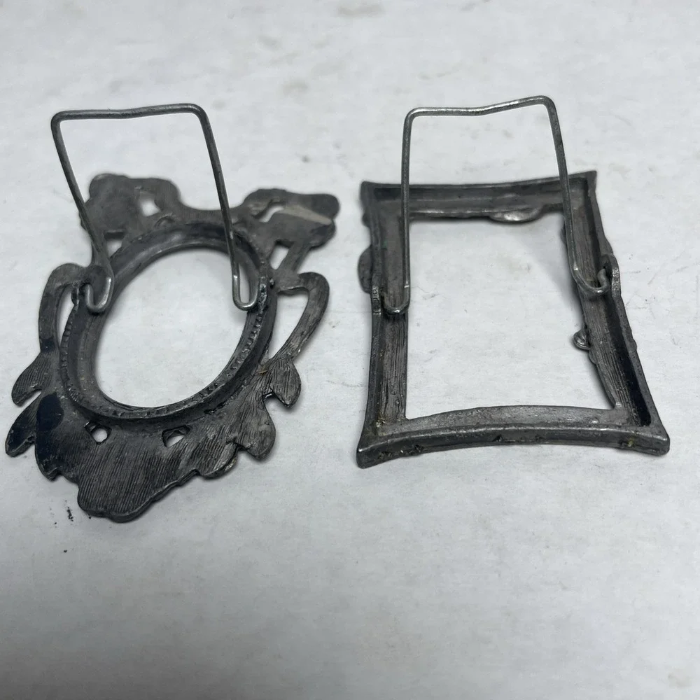 Lot Of 2 Vintage Mini Pewter Taiwan‎ Photo Frames Floral Design